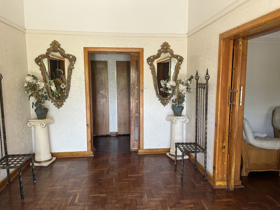 4 Bedroom Property for Sale in Viljoenskroon Free State